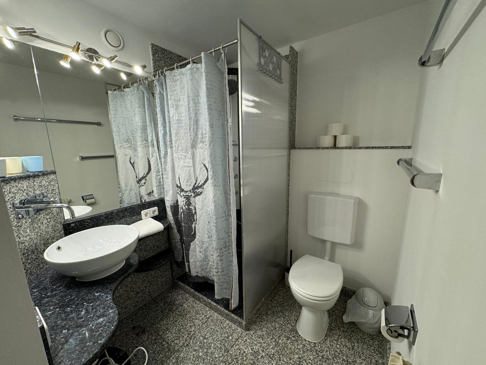 Frei 4 Compact Apartment